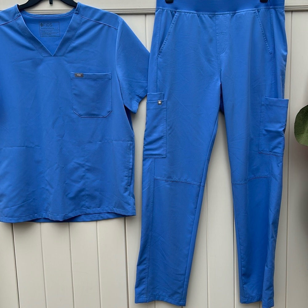 Figs Scrub Set